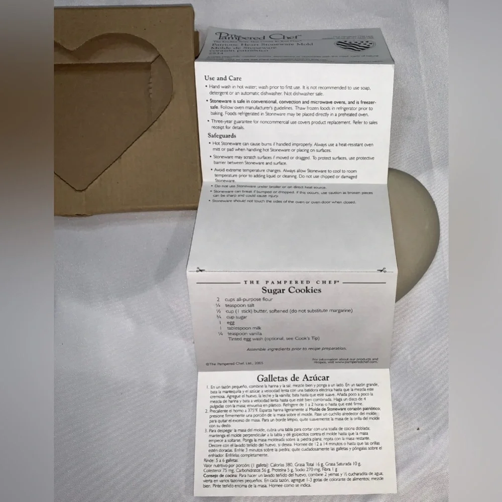Pampered Chef Valentine’s Beige Patriotic Heart Stoneware Cookie Treats Mold NIB